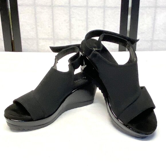 Anne Klein Faux Suede Patent Low Wedge Open Toe Sling Back Romeo Sandals Black - Picture 1 of 13